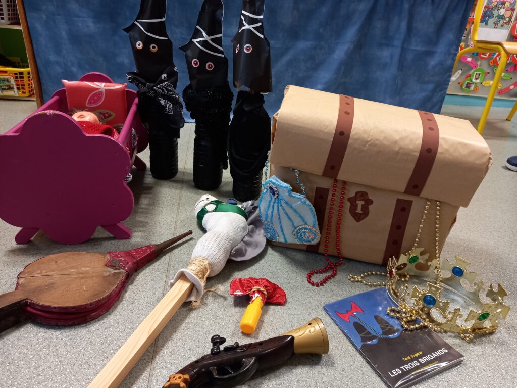 les maternelles font leur spectacle!